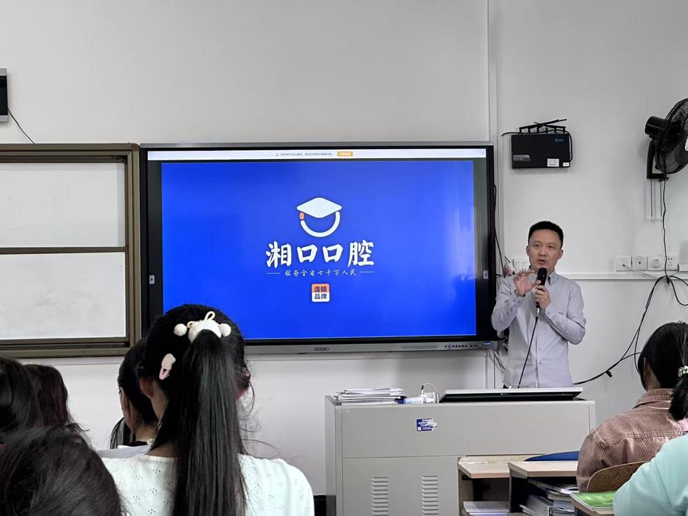 ec1583131ff04291b5c83c5b052cecad.Jpeg