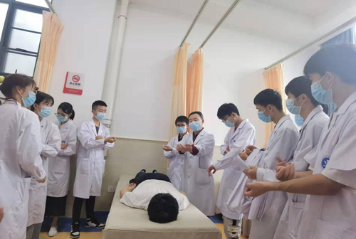 图片2 图片2