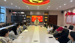 同心聚力，共赴新程——护理学院举行新一届学生会“青春圆桌派”会议