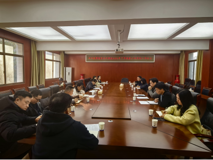 荷甲召开2025年下学期第二次实训工作会议