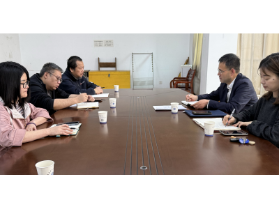 昌立为书记到图书馆调研指导工作