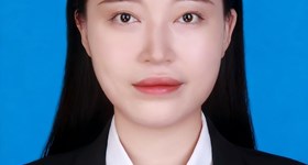张鑫　药学院学工办主任