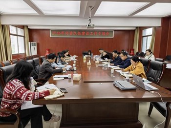 锚定“升本”目标 聚力师资强校
